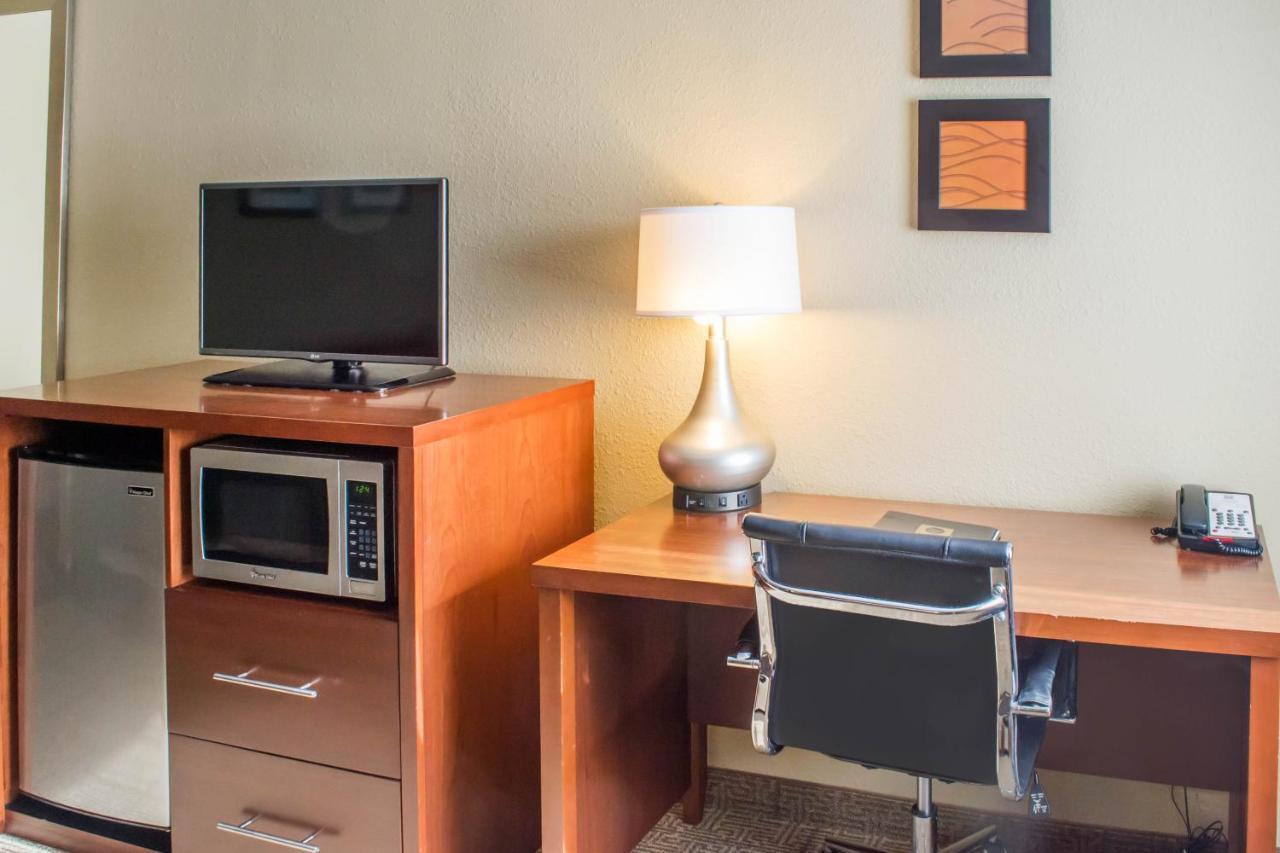 Comfort Inn Mayfield Heights Cleveland East Bagian luar foto
