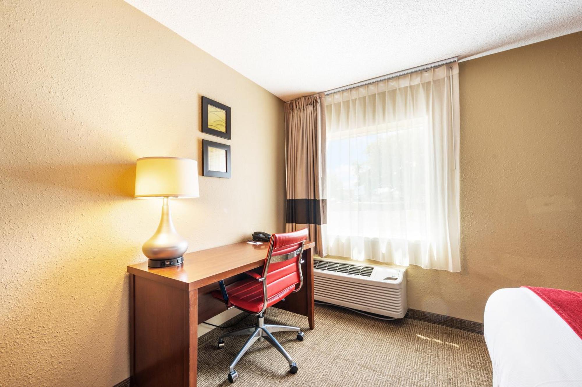 Comfort Inn Mayfield Heights Cleveland East Bagian luar foto