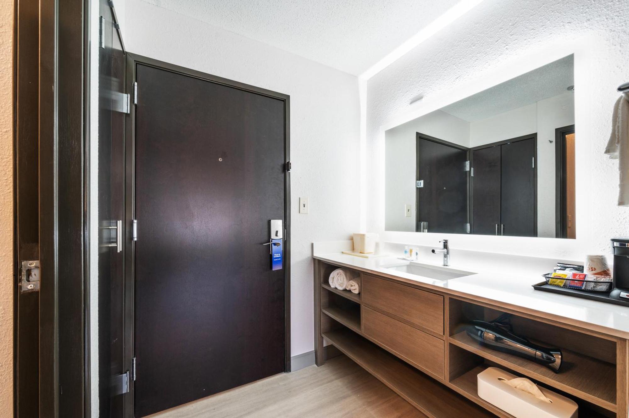 Comfort Inn Mayfield Heights Cleveland East Bagian luar foto