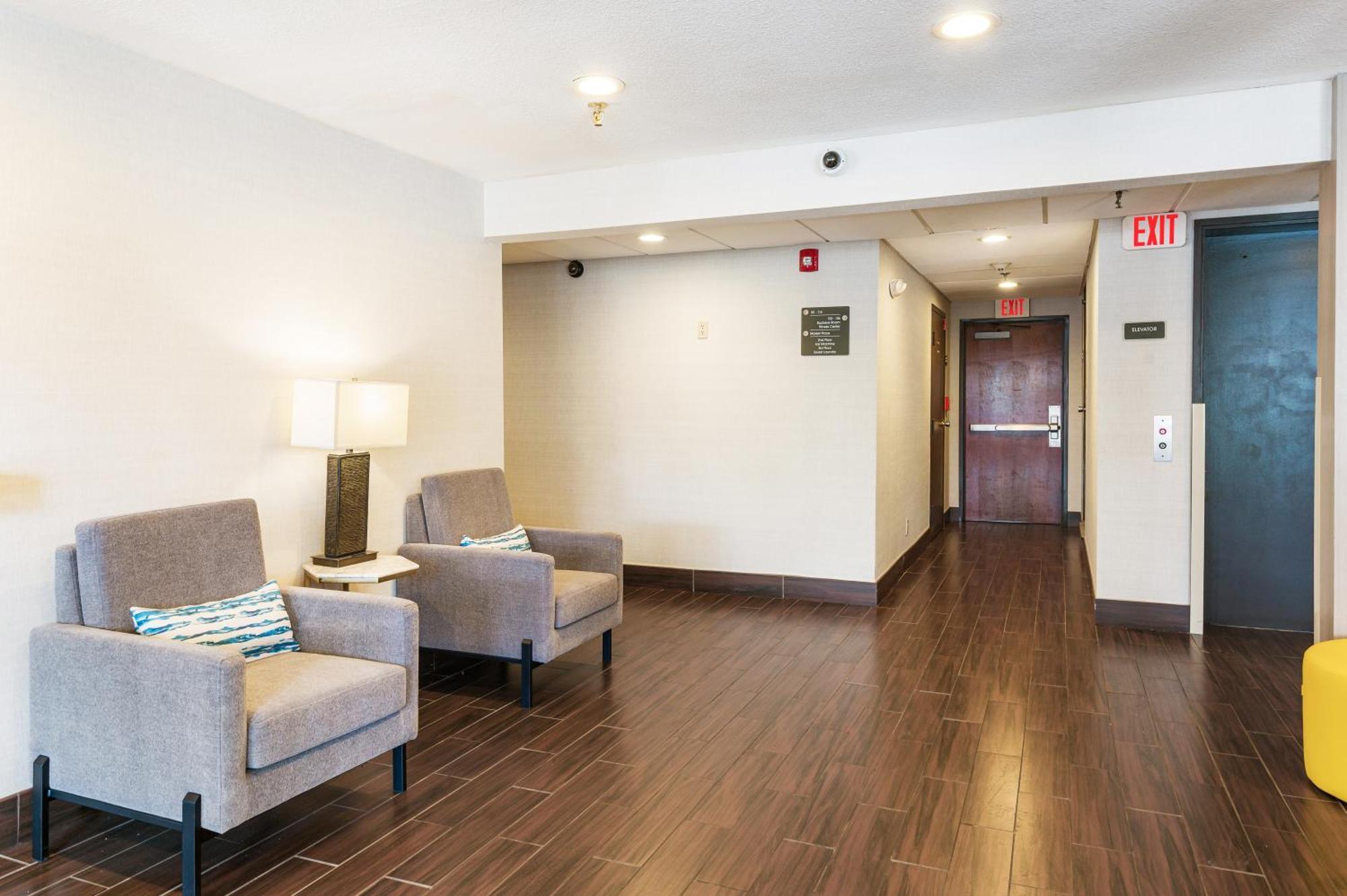 Comfort Inn Mayfield Heights Cleveland East Bagian luar foto