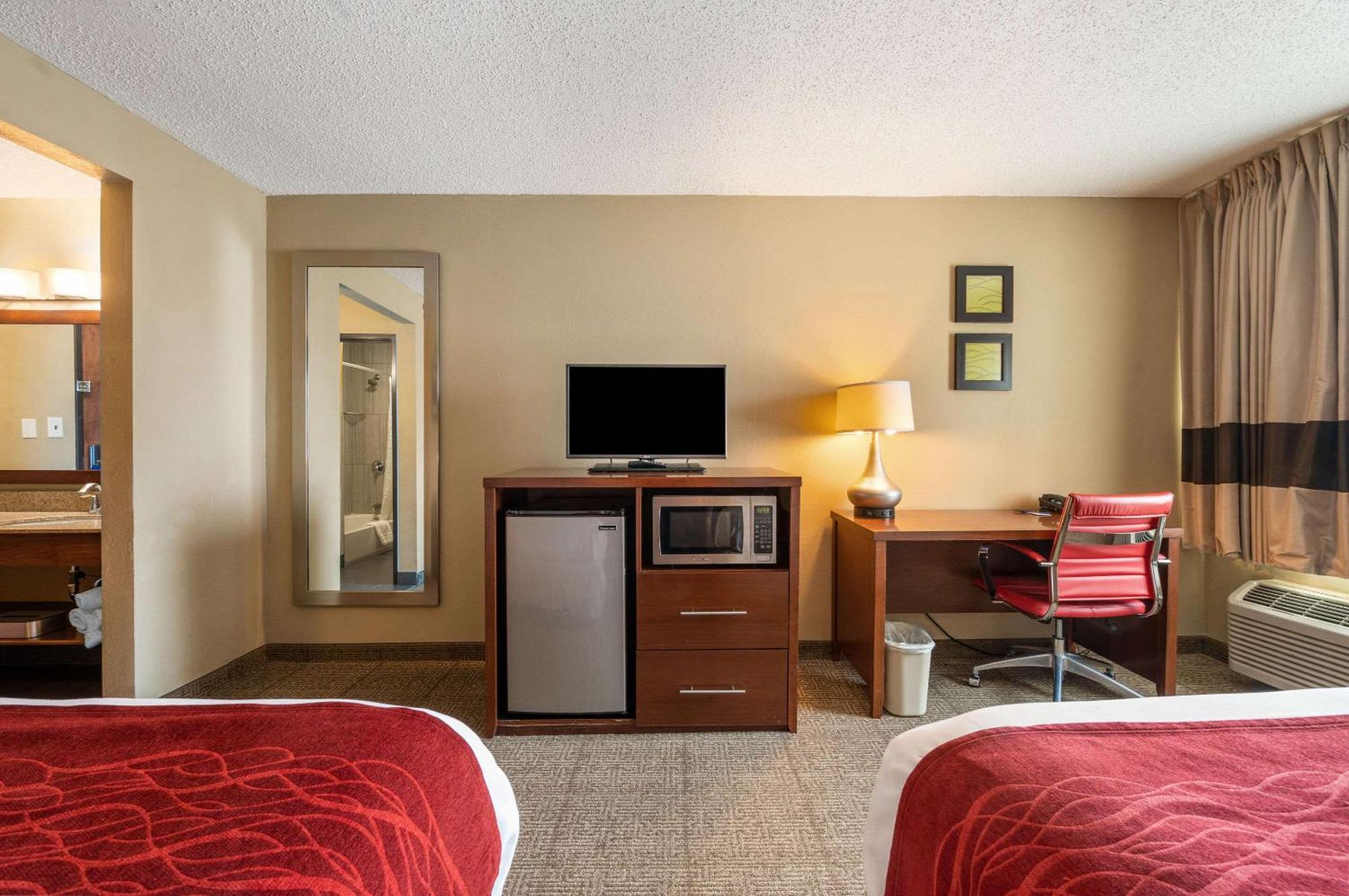Comfort Inn Mayfield Heights Cleveland East Bagian luar foto