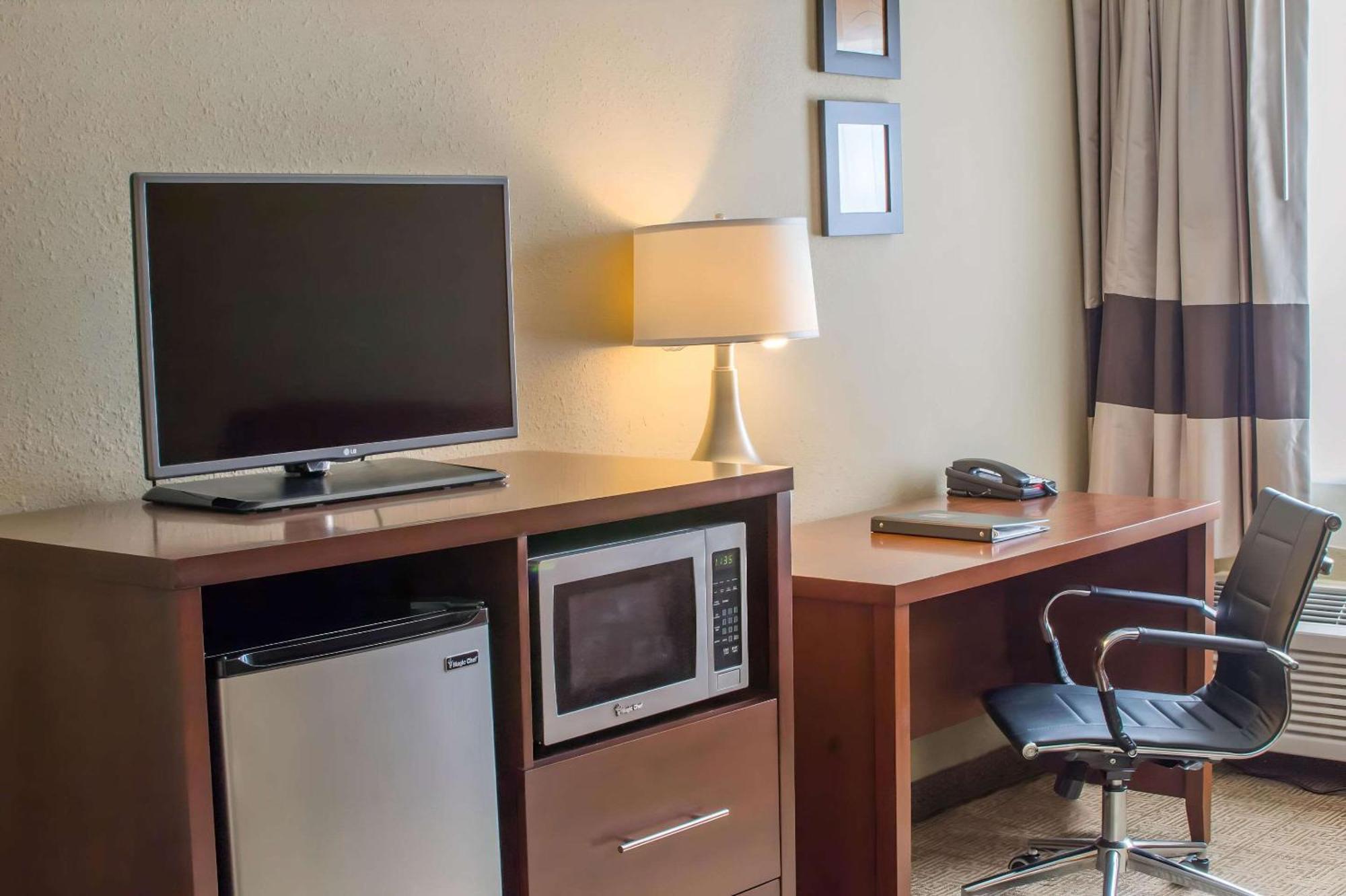 Comfort Inn Mayfield Heights Cleveland East Bagian luar foto